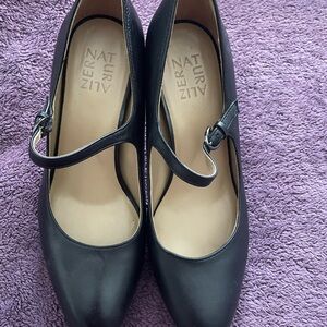 Naturalizer Womens Talissa 3 1/2” Heel Pump Black 8W